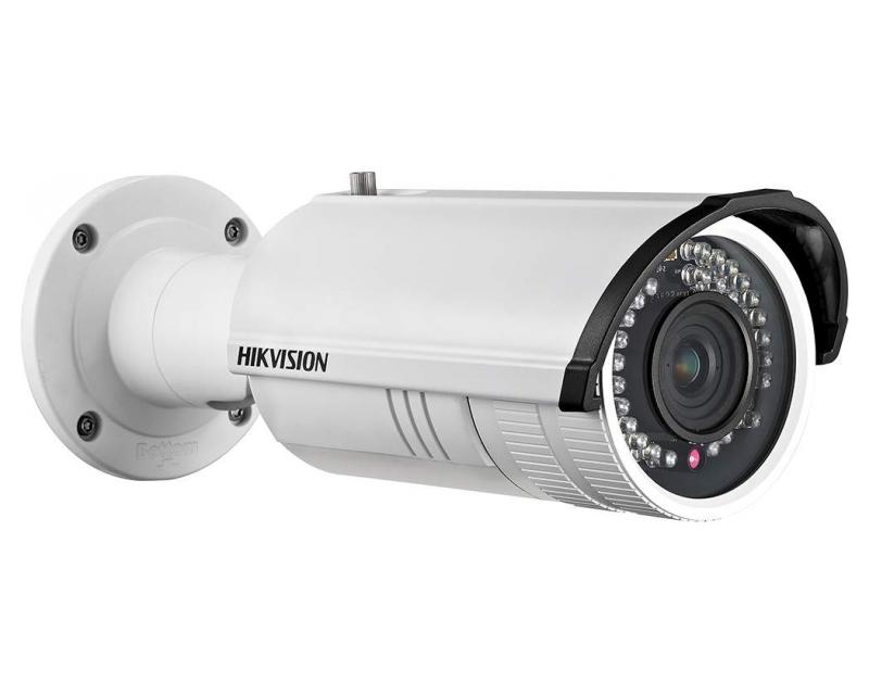 Hikvision DS-2CD4212FWD-IZ (8-32mm) IP kamera